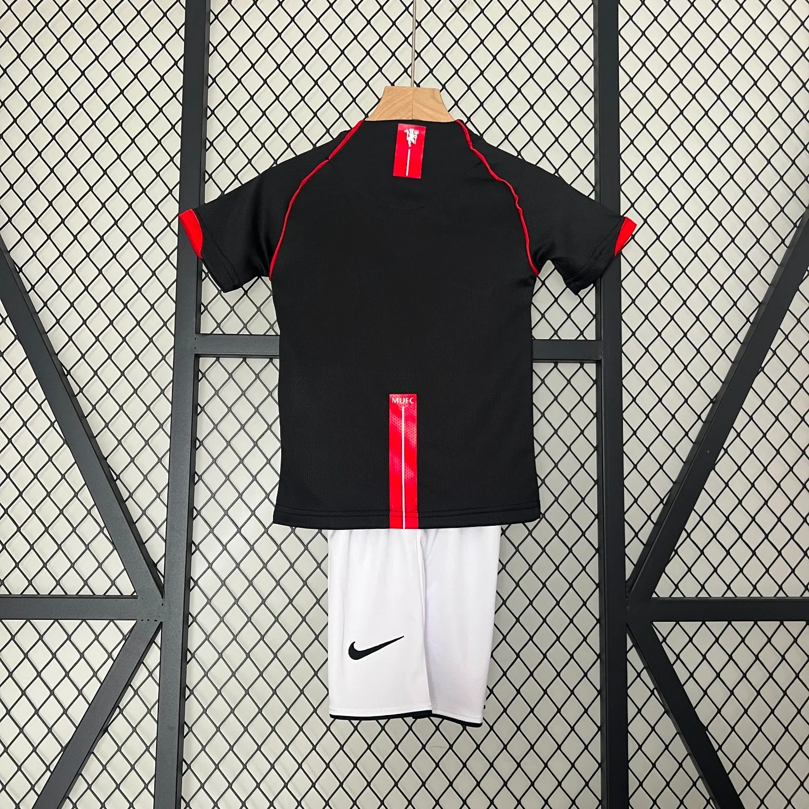 24/25 Ensemble Enfant Manchester United - Image 2
