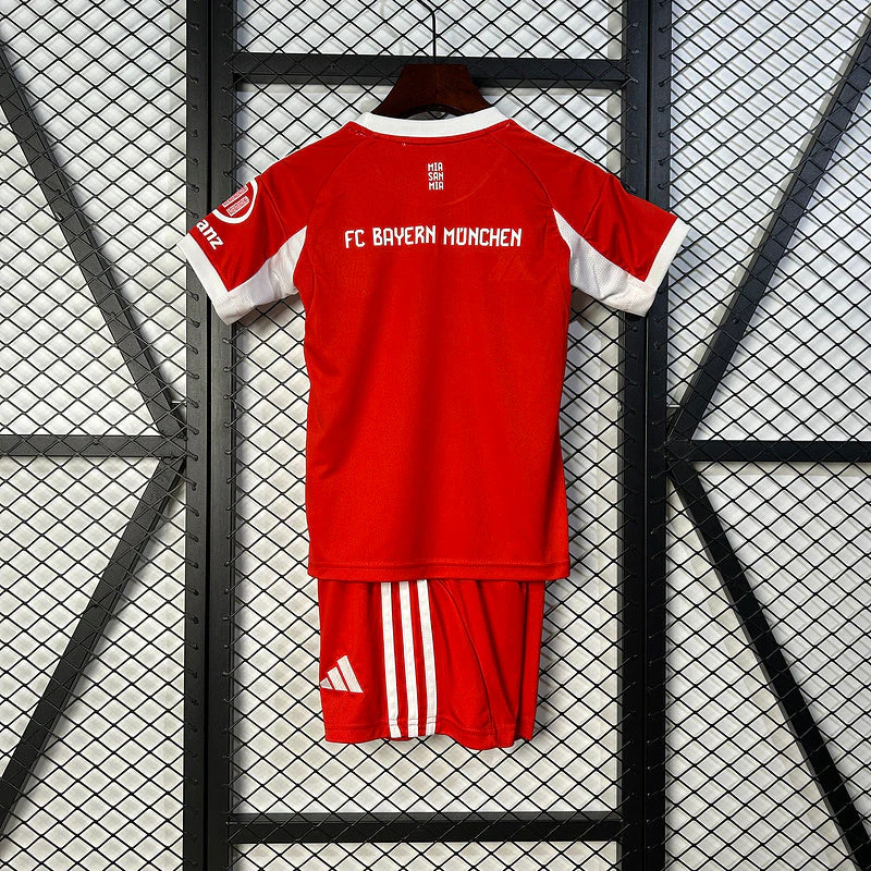 25/26 Ensemble Enfant Bayern Munich Domicile - Image 2