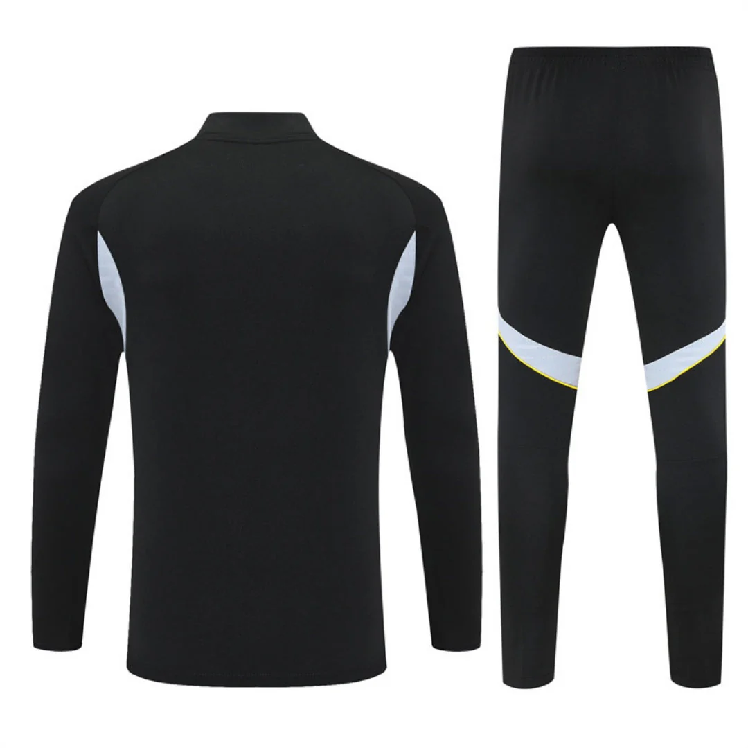 25/26 Ensemble Real Madrid black Spécial - Image 2