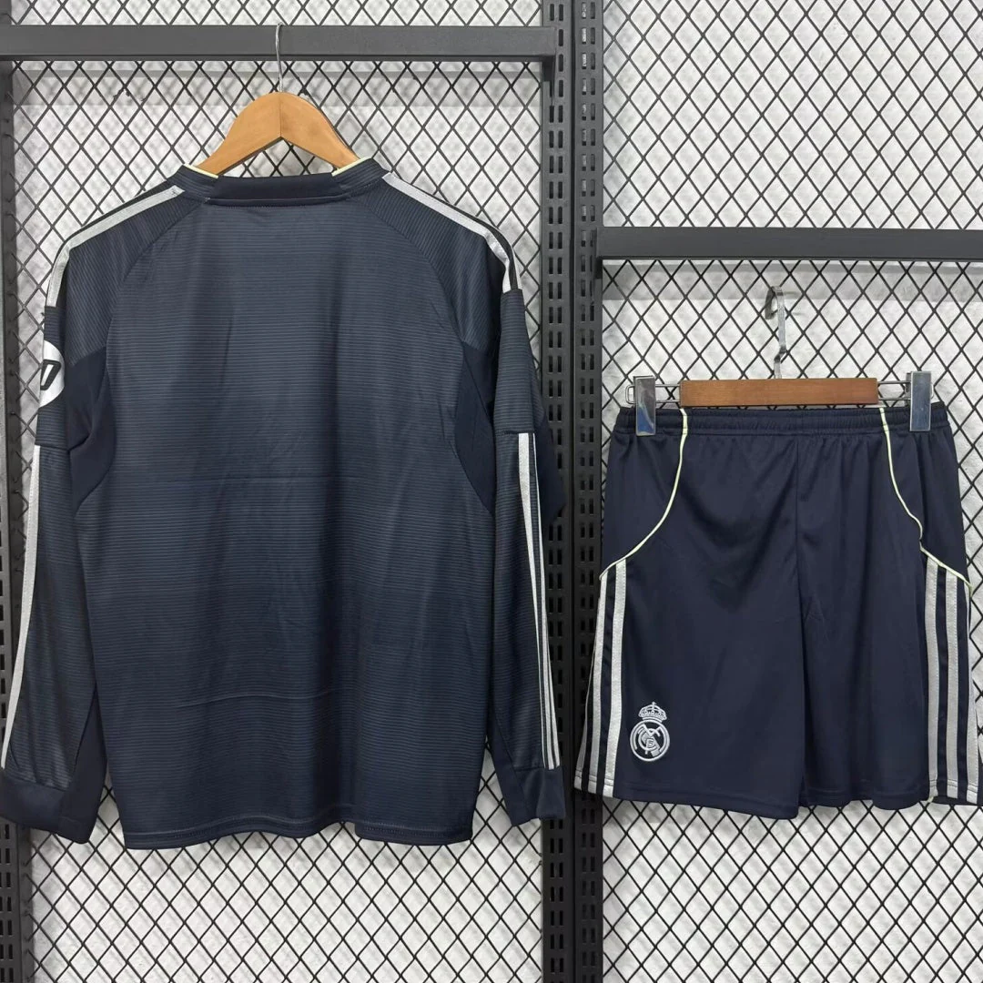 Ensemble 25/26 Real Madrid Extérieur Adult Manches Longues - Image 2