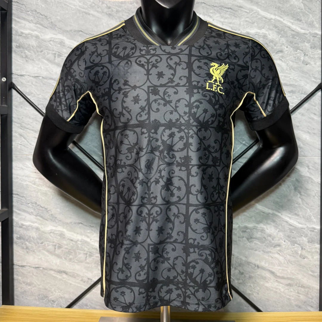 Maillot 25/26 Liverpool Spécial black player