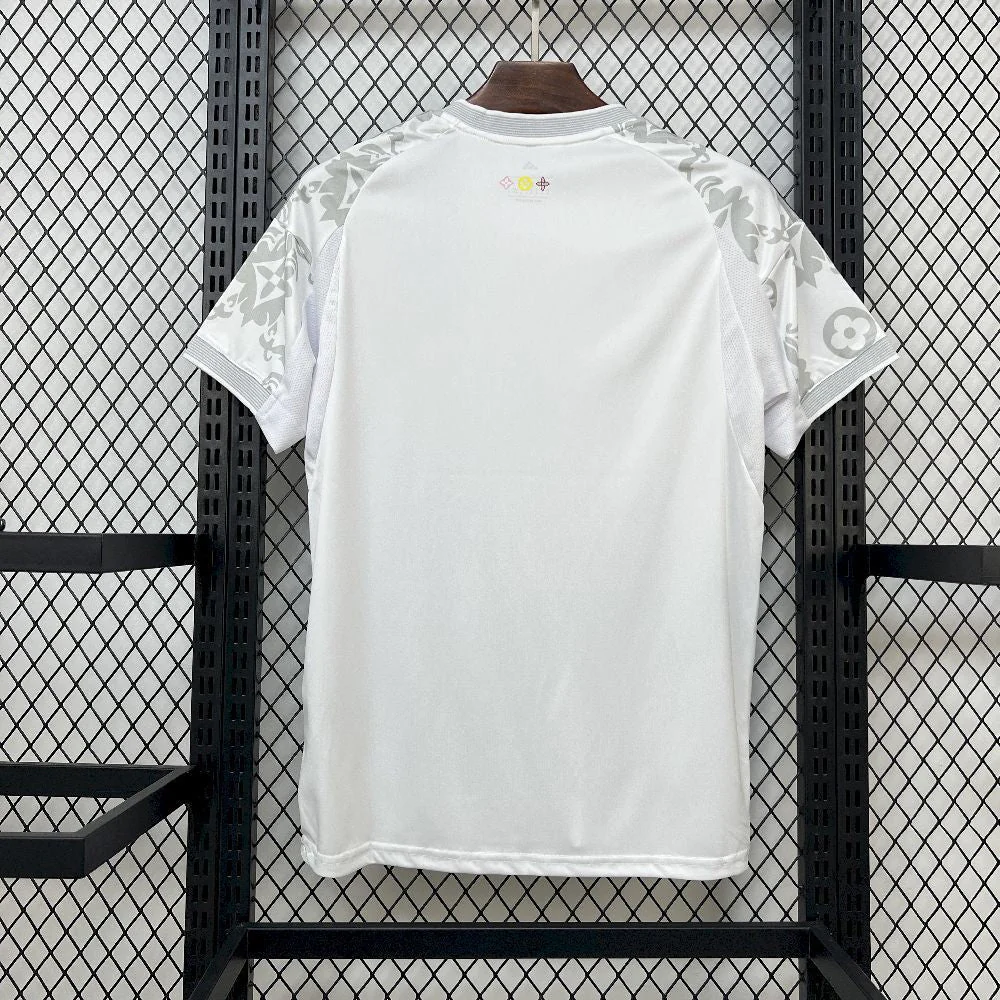 Maillot 25/26 Real Madrid Spécial LV - Image 2