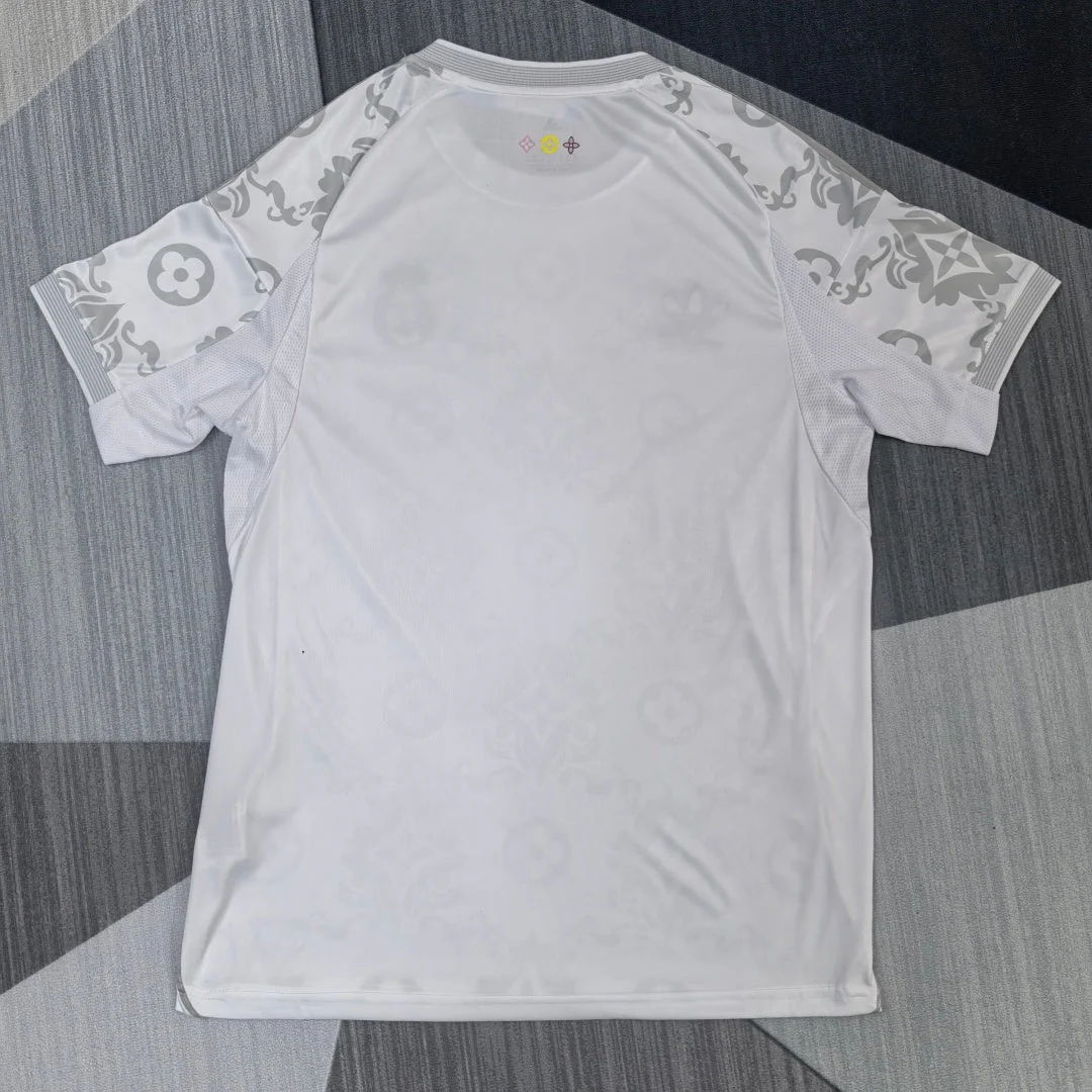 Maillot 25/26 Real Madrid Spécial LV - Image 4